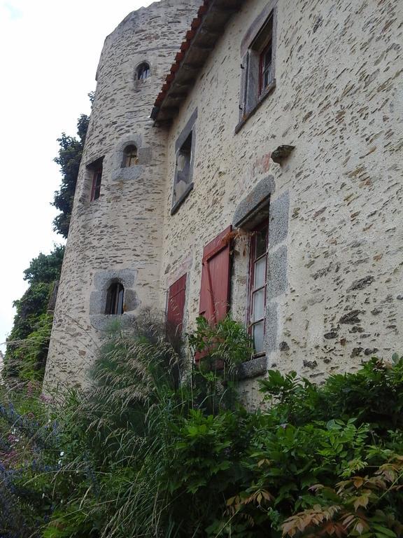 La Tour Des Laudes Bed & Breakfast Breuil-Barret Exterior photo